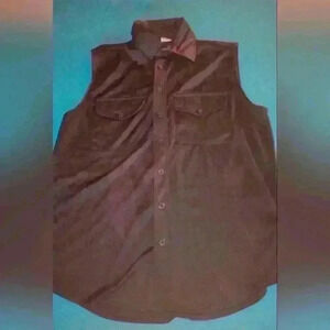 SPIRIT HALLOWEEN MENS SLEEVELESS BUTTON DOWN SHIRT